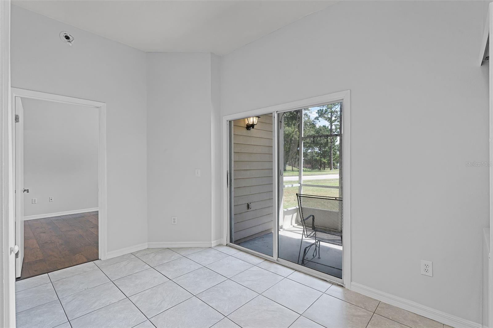 Image 16 of 45 For 160 Reserve Circle 100