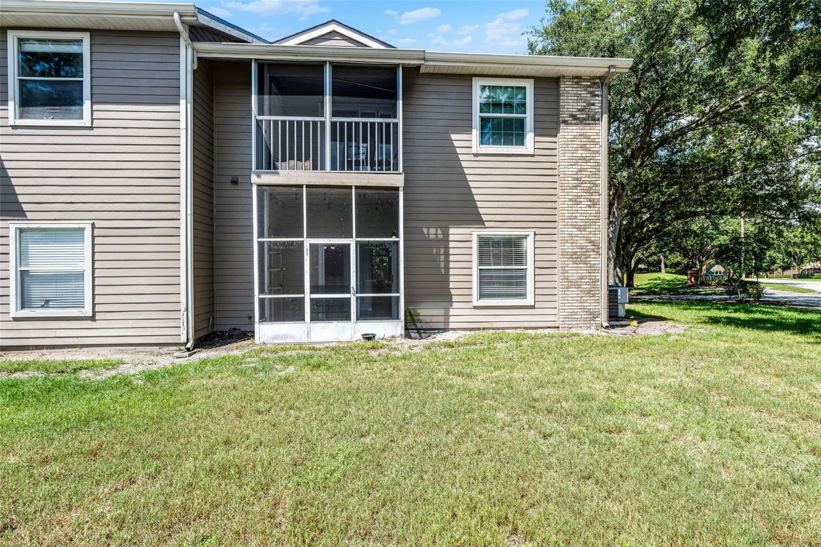 Image 32 of 45 For 160 Reserve Circle 100