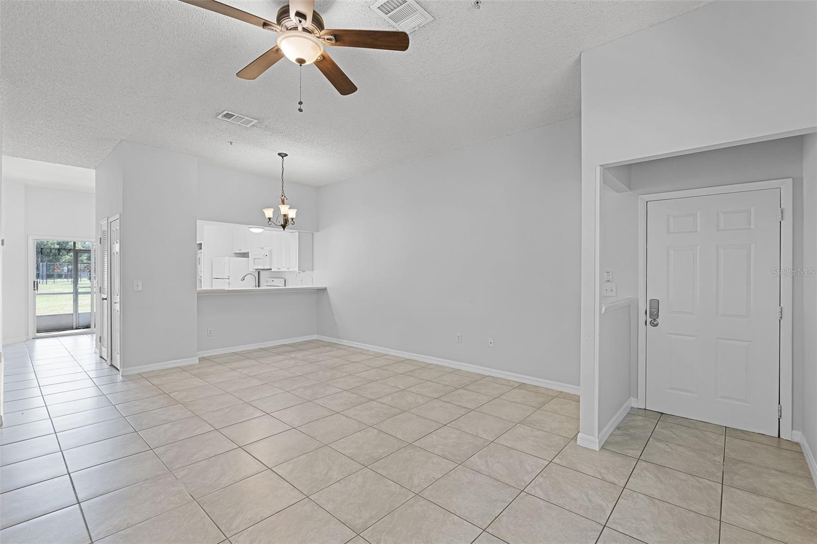 Image 7 of 45 For 160 Reserve Circle 100