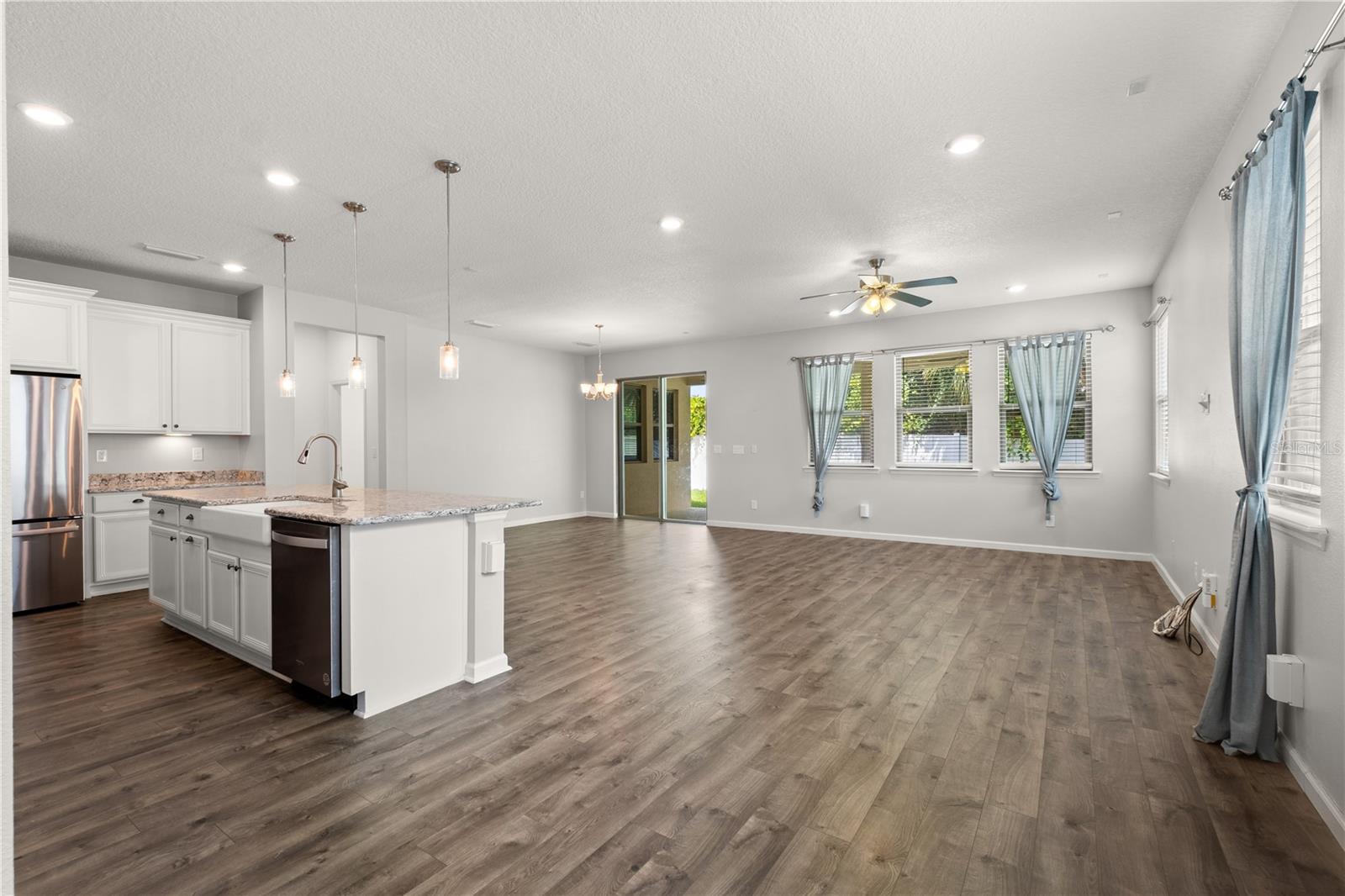 Image 9 of 31 For 100 San Mardeen Court