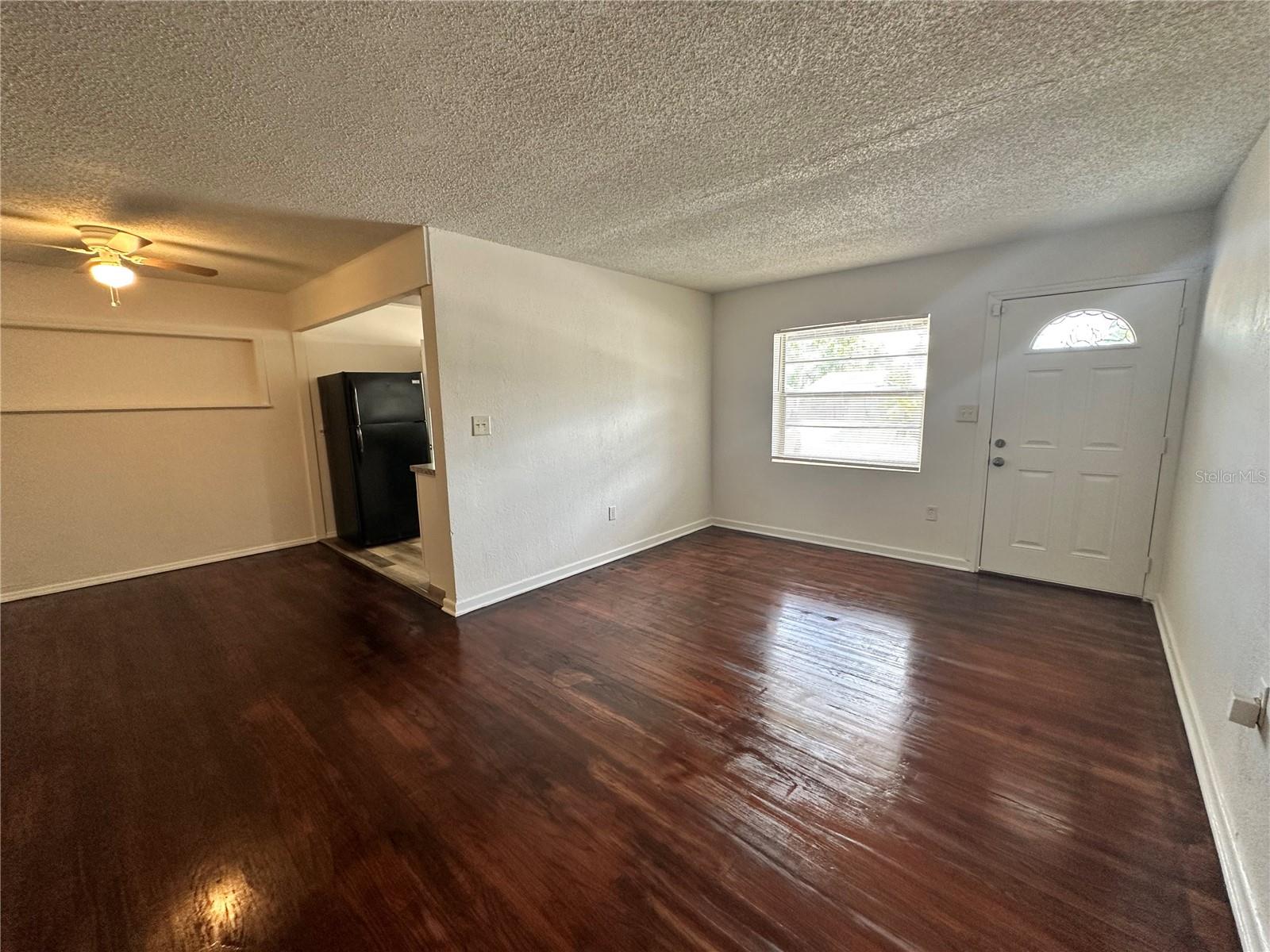 Image 23 of 35 For 5104 Londonderry Boulevard