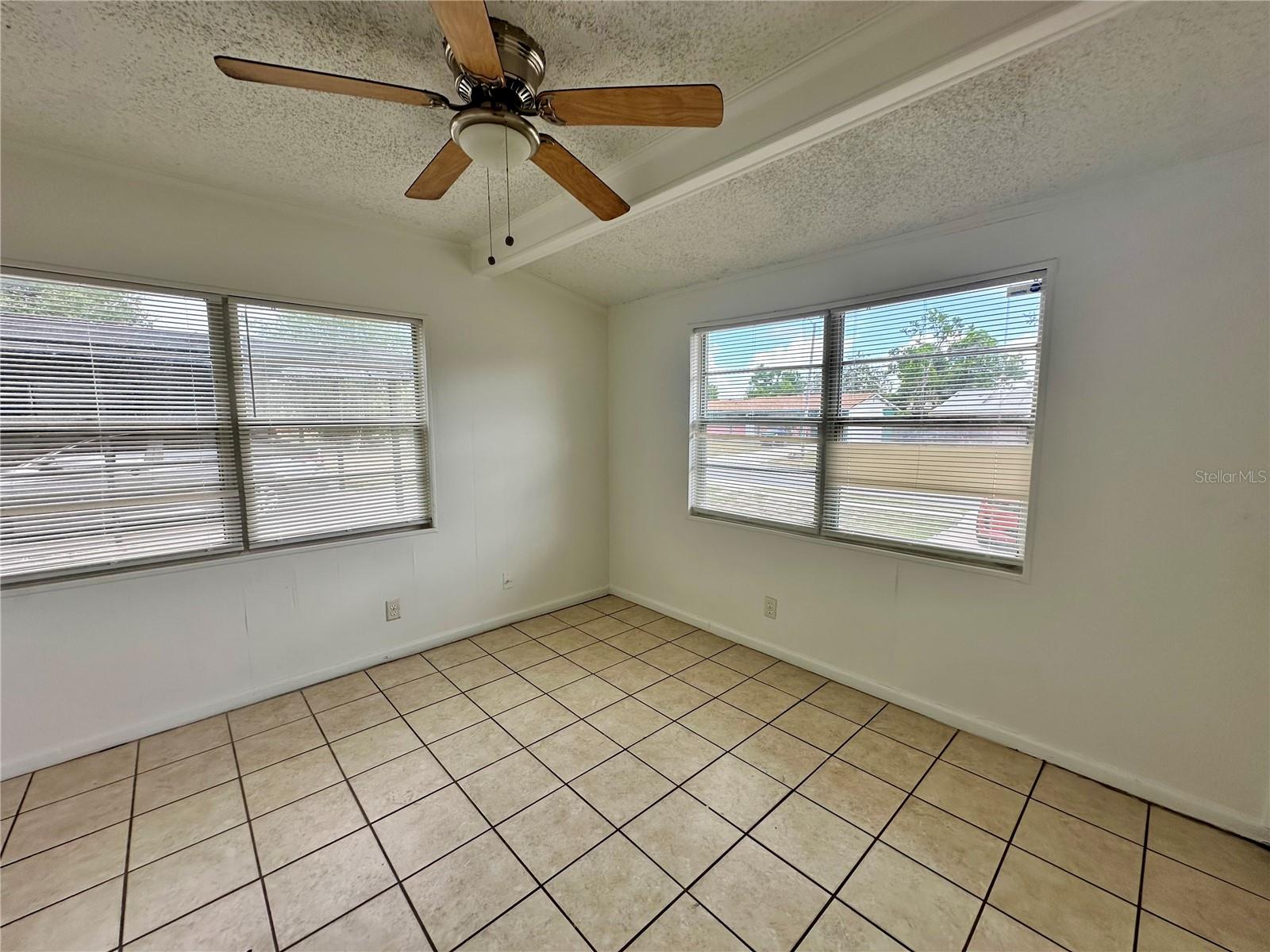 Image 35 of 35 For 5104 Londonderry Boulevard