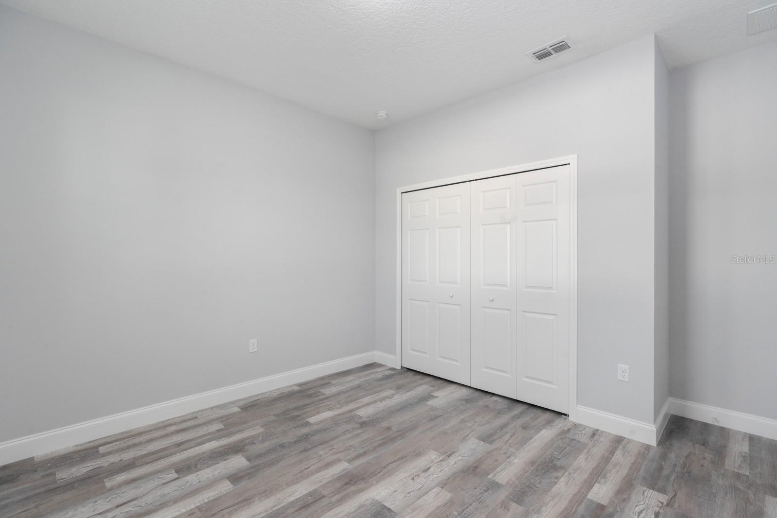 Image 15 of 26 For 13542 114th Place