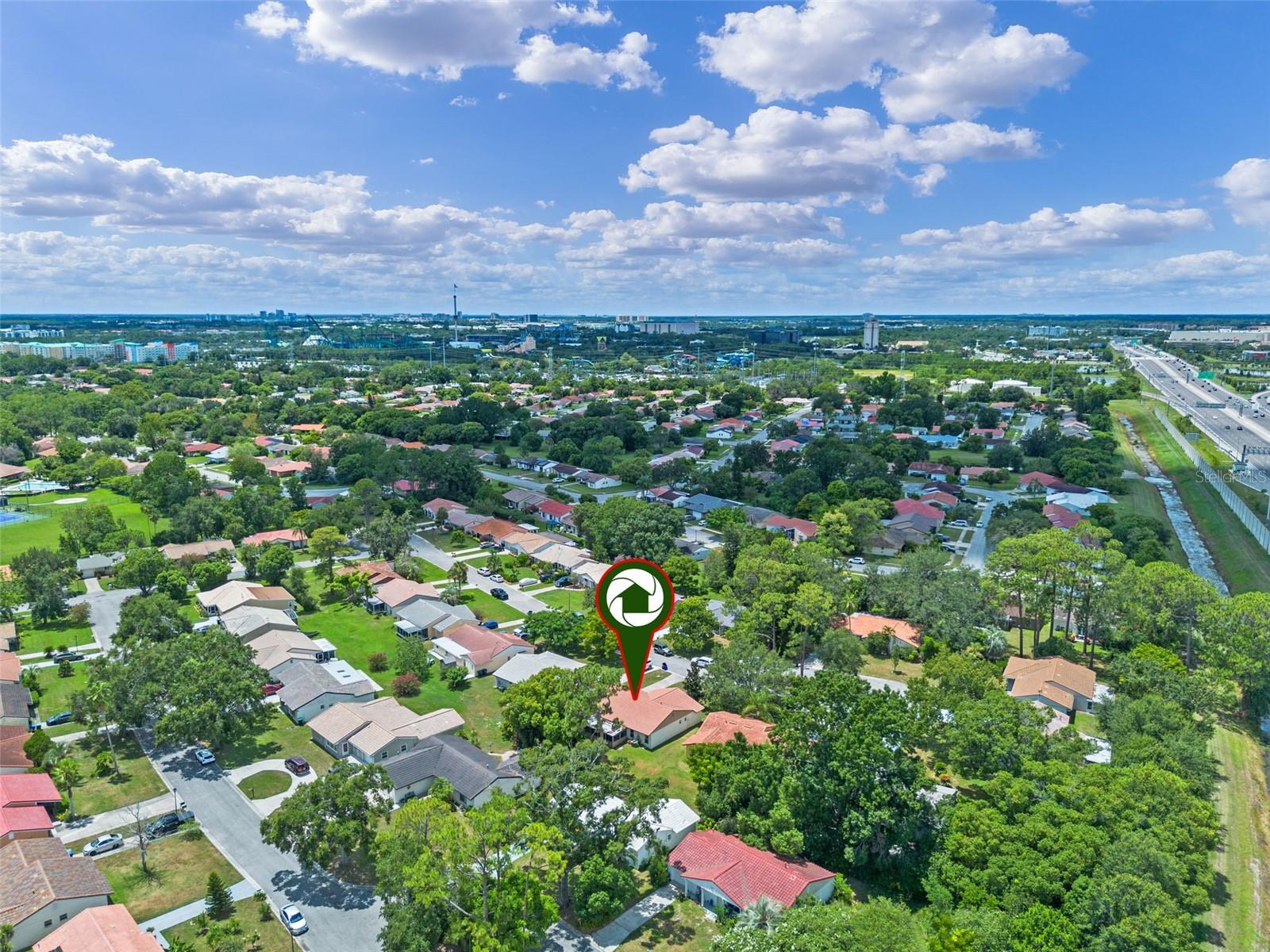 Image 42 of 53 For 10113 Allenby Court
