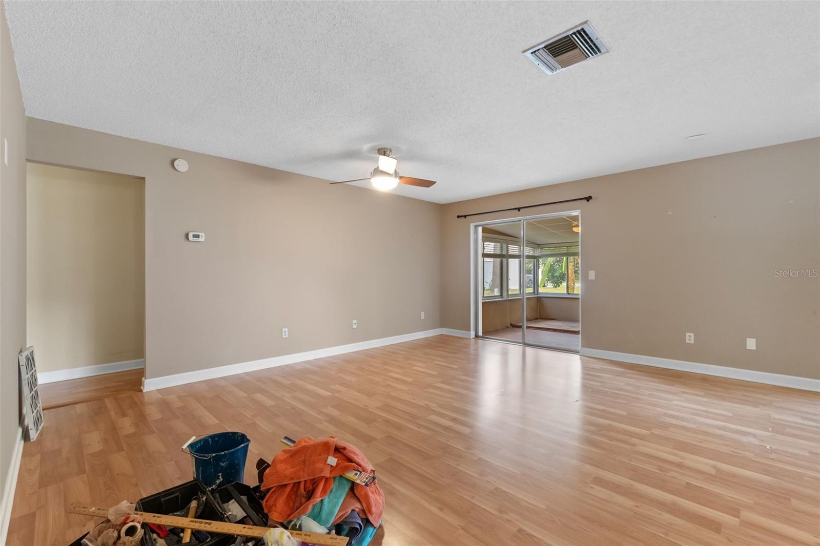 Image 7 of 53 For 10113 Allenby Court