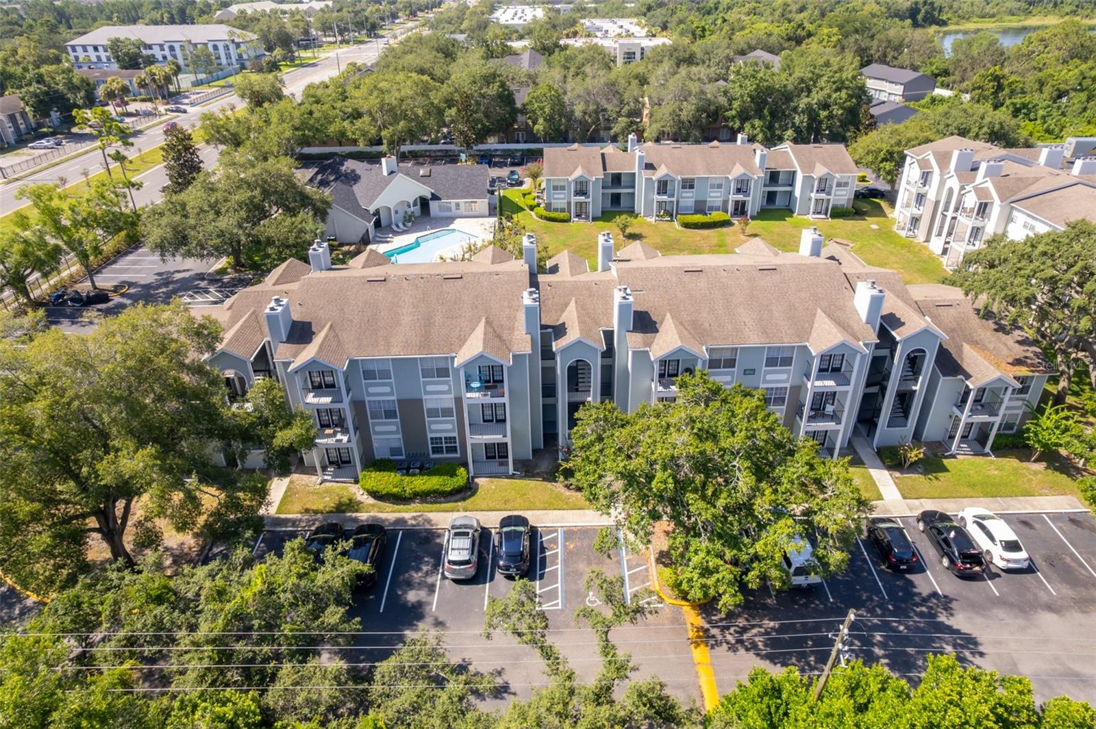 Image 4 of 26 For 2550 Alafaya Trail 2202