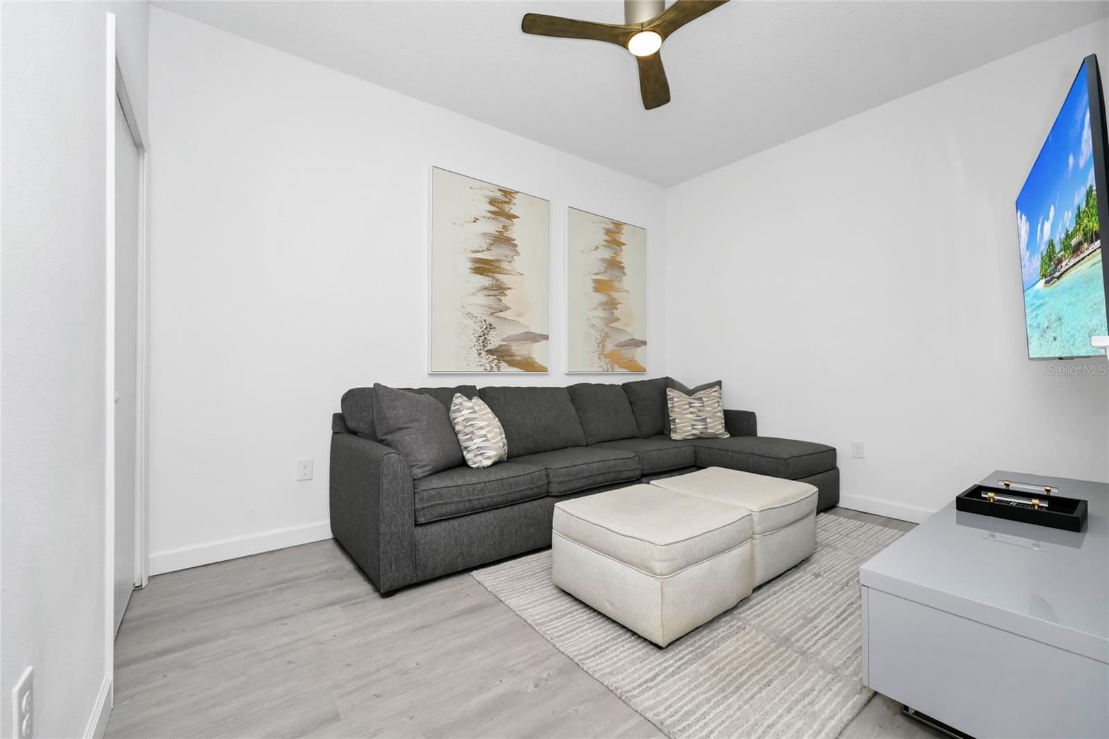 Image 17 of 33 For 501 Famagusta Drive