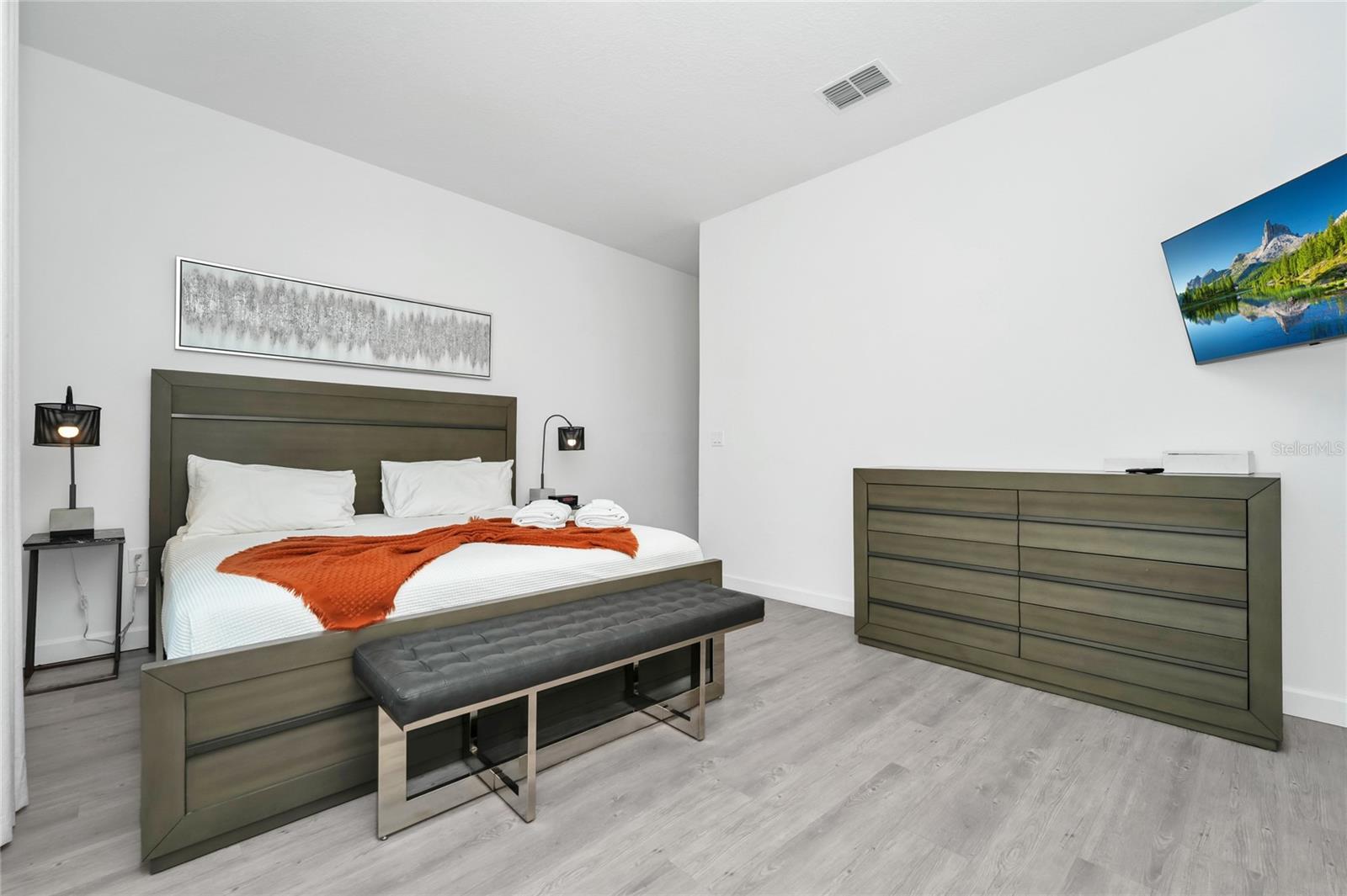 Image 21 of 33 For 501 Famagusta Drive