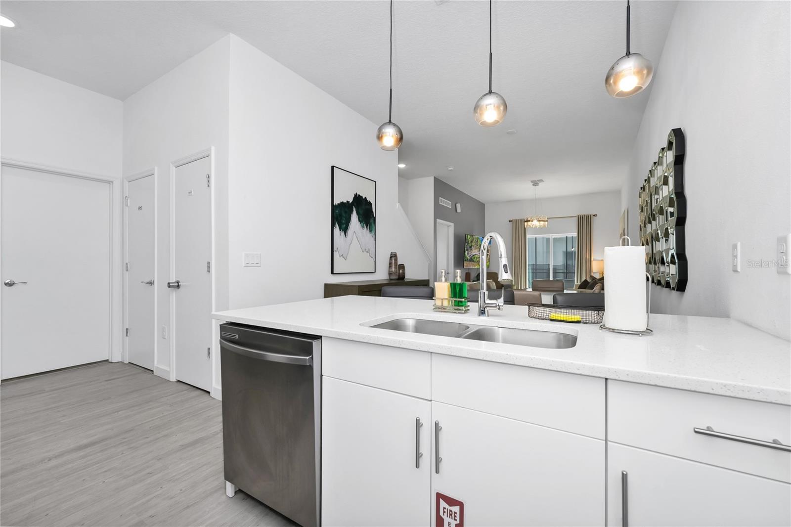 Image 6 of 33 For 501 Famagusta Drive