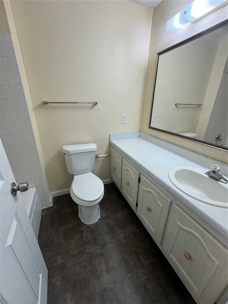 Image 9 of 25 For 536 Orange Drive 23