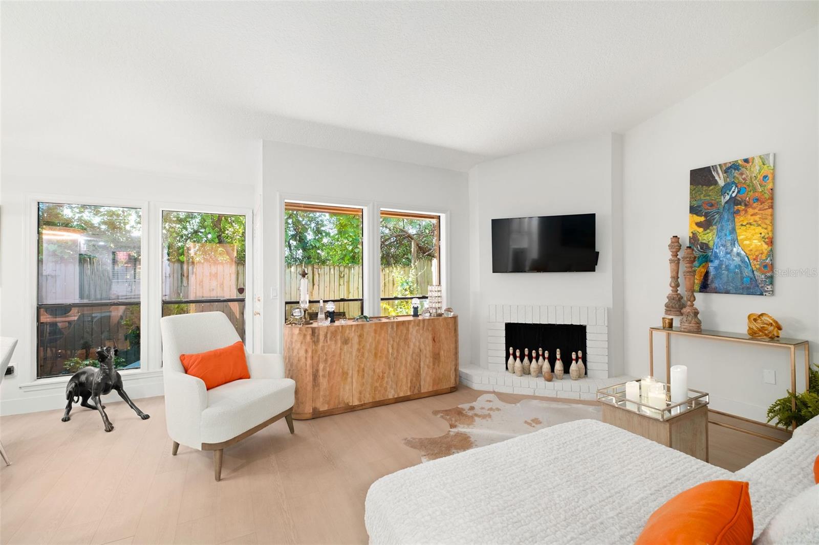 Image 3 of 19 For 680 Grenadine Court S