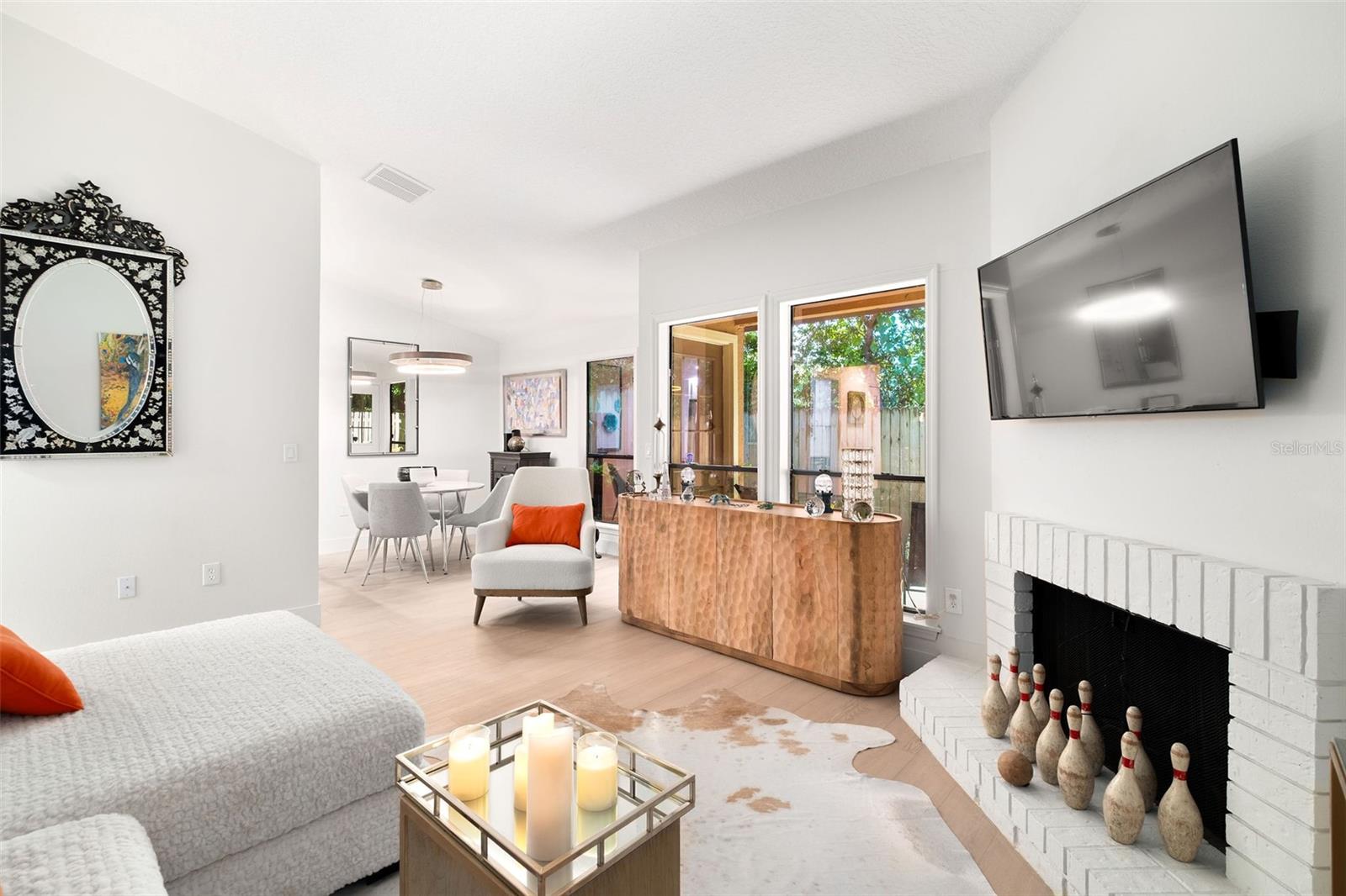 Image 4 of 19 For 680 Grenadine Court S