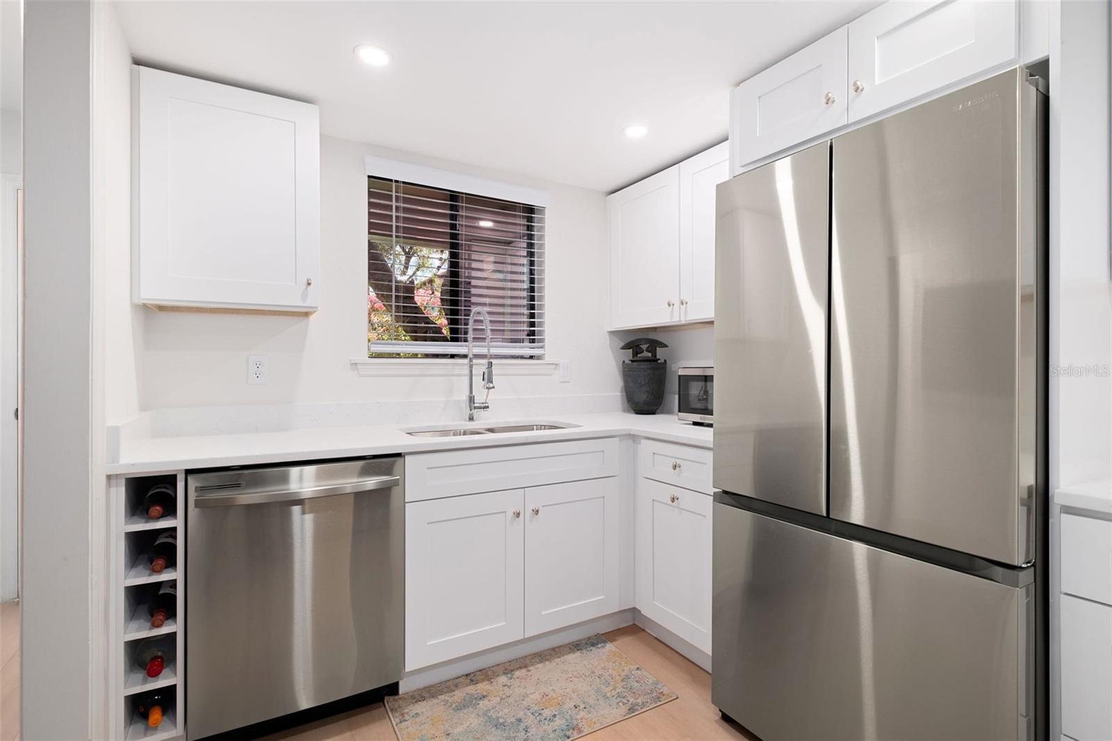 Image 7 of 19 For 680 Grenadine Court S