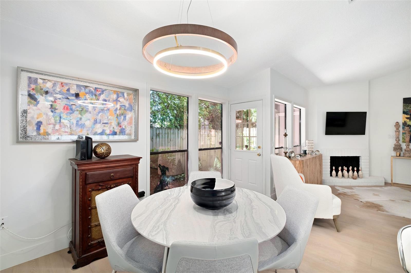 Image 9 of 19 For 680 Grenadine Court S