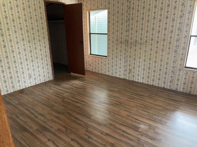 Image 4 of 16 For 461 Lake Como Drive