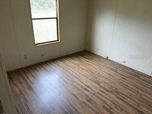 Image 9 of 16 For 461 Lake Como Drive