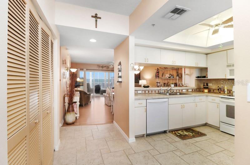 Image 3 of 26 For 6475 Shoreline Drive 5102