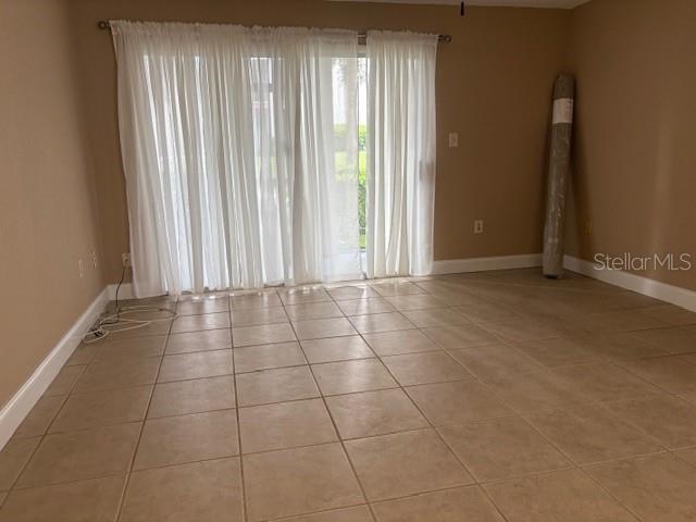Image 11 of 12 For 518 Orange Drive 12