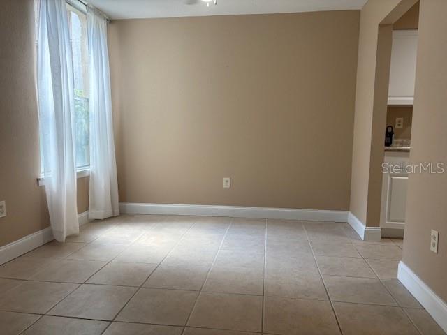 Image 7 of 12 For 518 Orange Drive 12