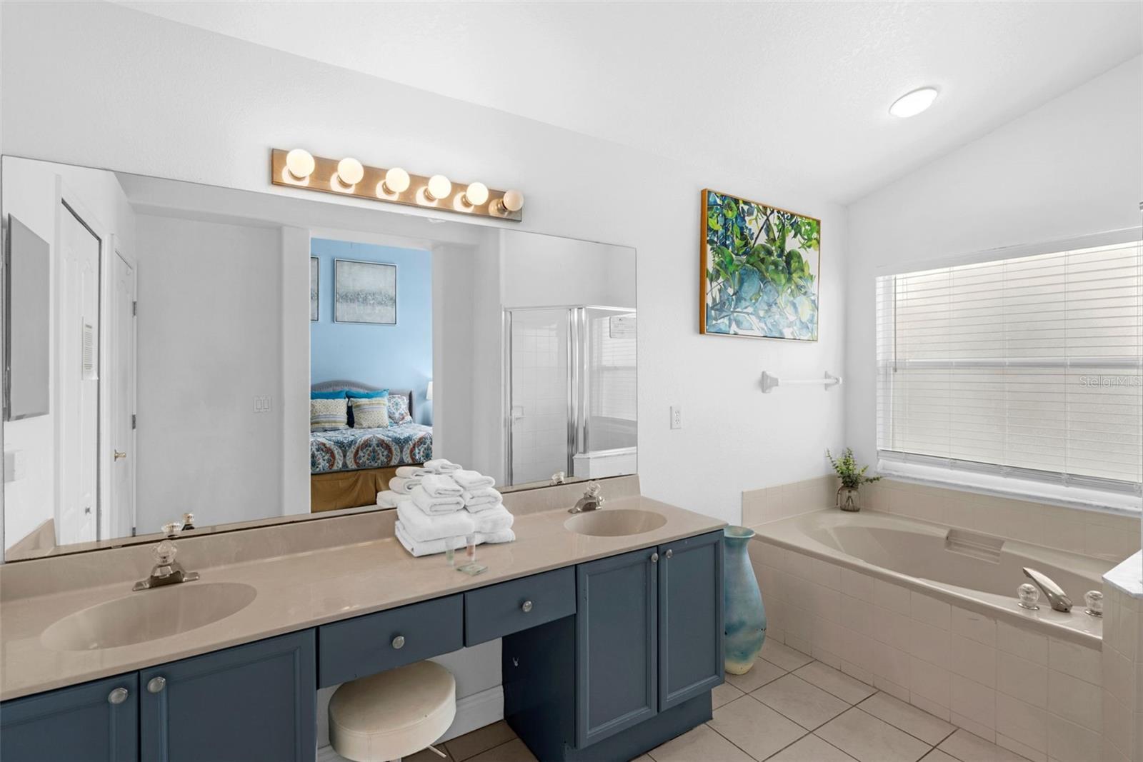 Image 11 of 34 For 15405 Bay Vista Drive