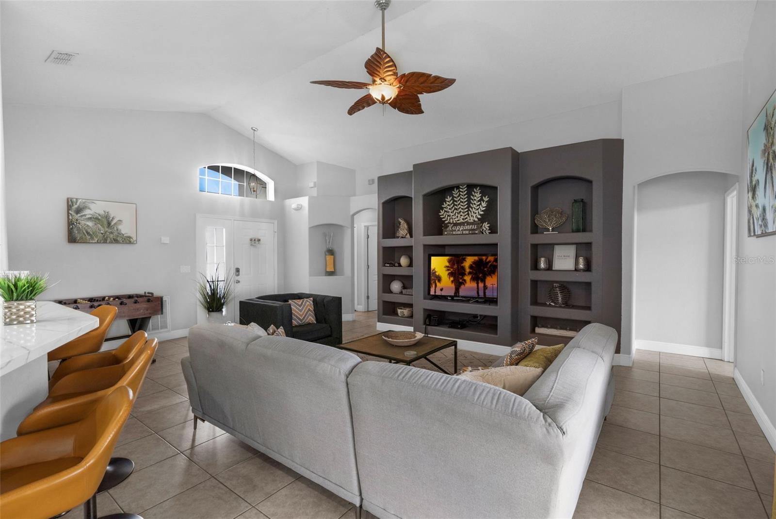 Image 5 of 34 For 15405 Bay Vista Drive