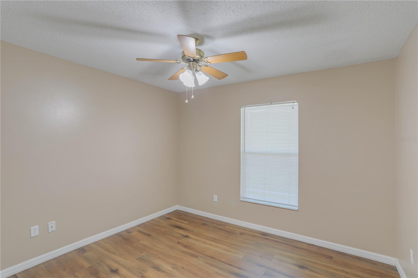 Image 16 of 29 For 10010 Cypress Glen Place