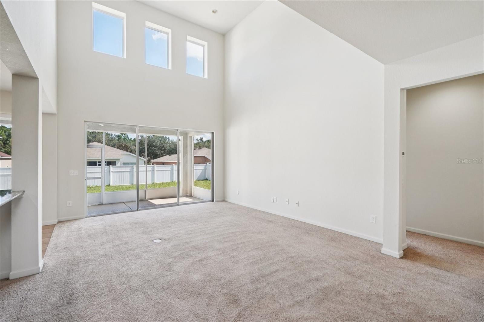 Image 6 of 39 For 4687 40th Lane