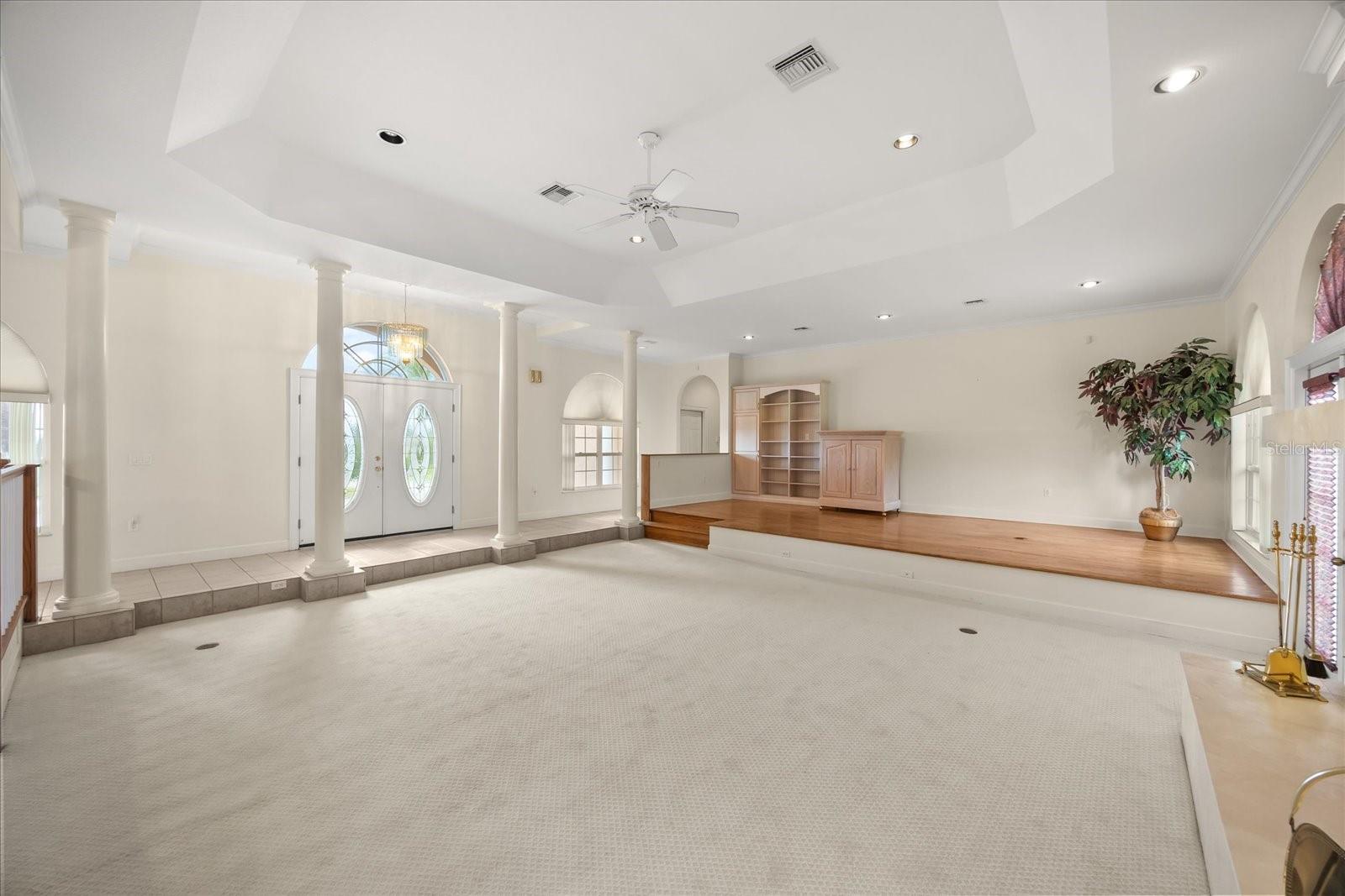 Image 11 of 30 For 3082 Landings Court