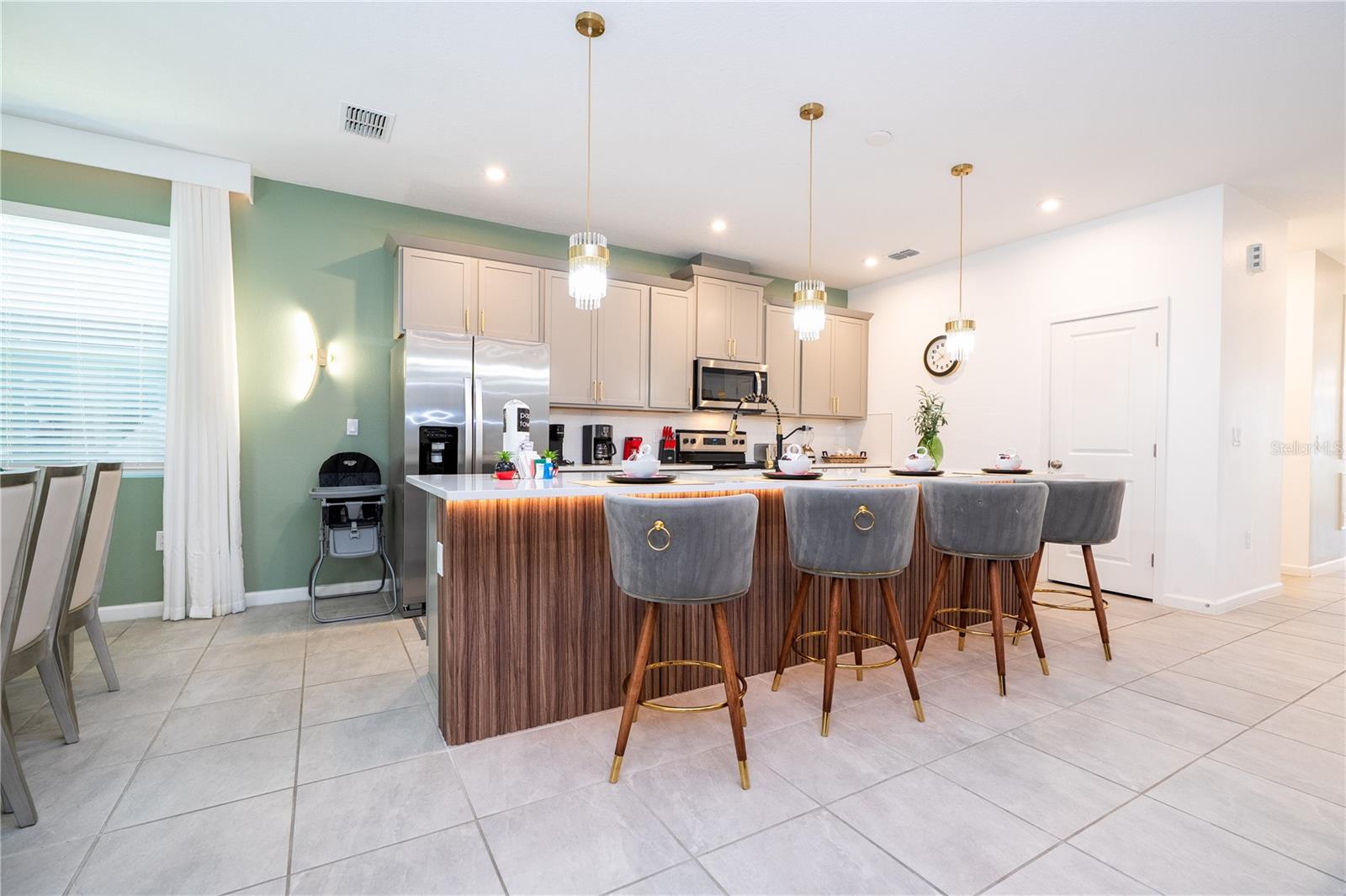 Image 33 of 99 For Address Not Provided