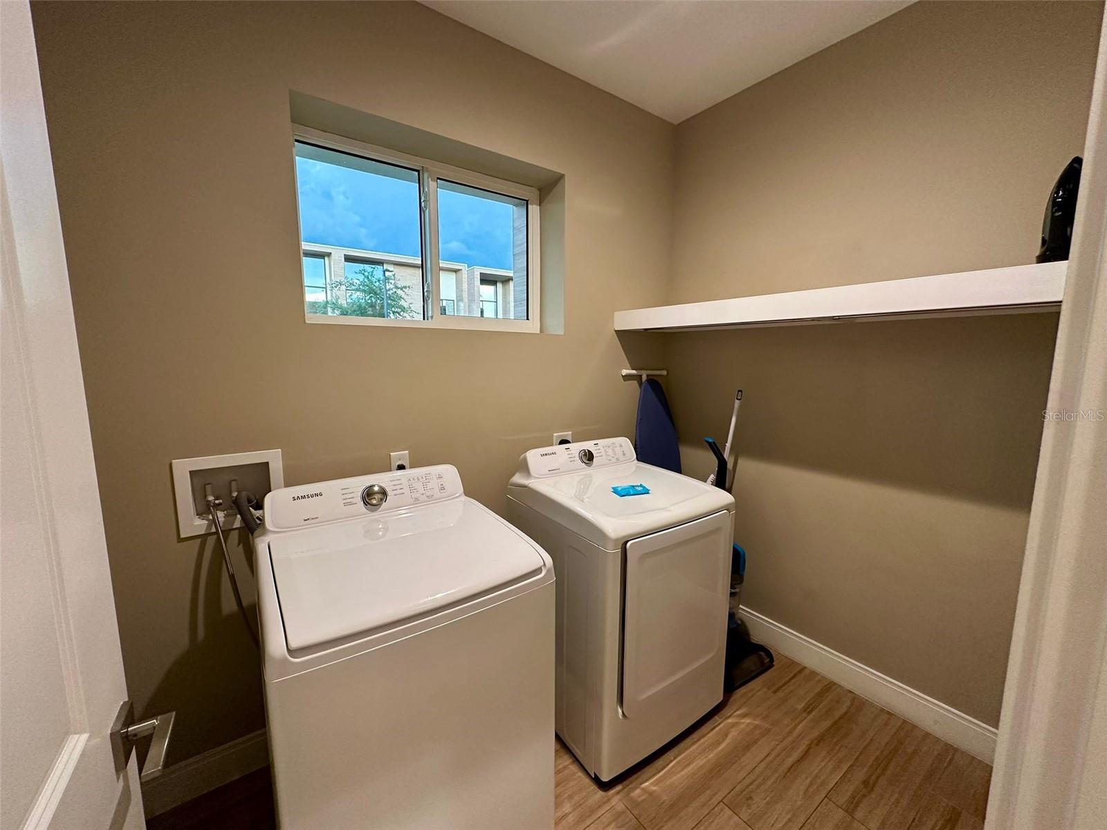 Image 12 of 26 For 3052 Rockefeller Way