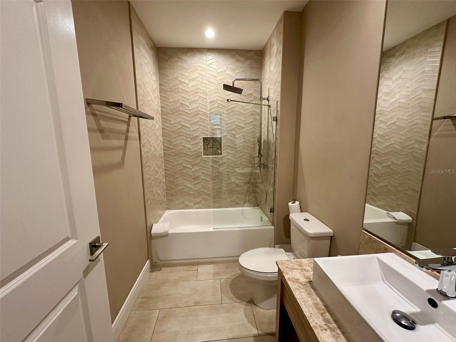 Image 24 of 26 For 3052 Rockefeller Way