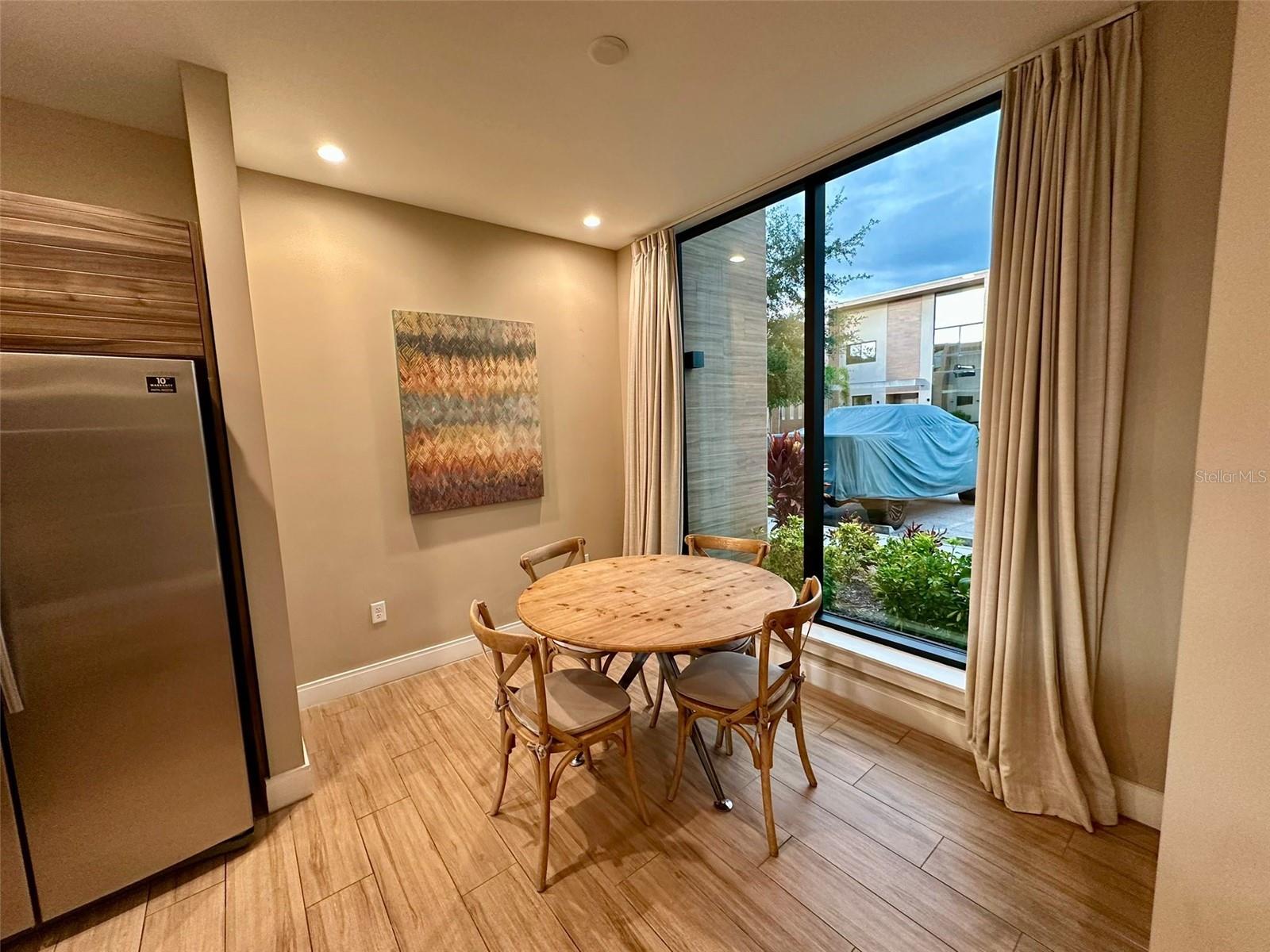 Image 9 of 26 For 3052 Rockefeller Way