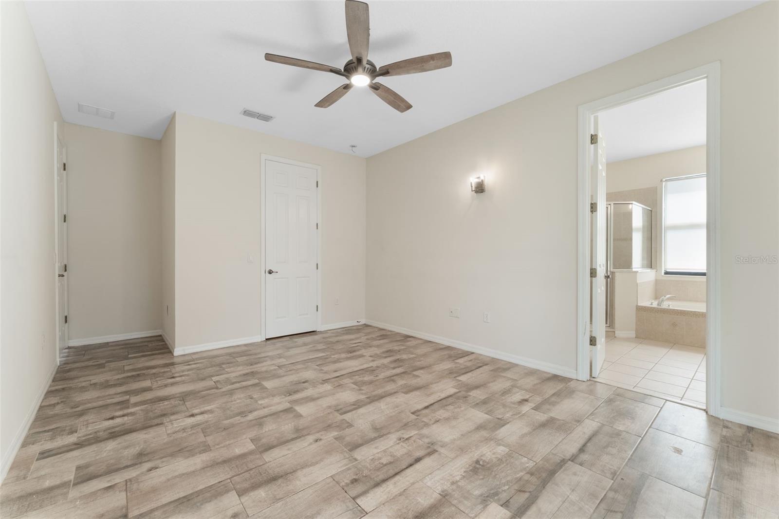 Image 12 of 42 For 611 Fiorella Court