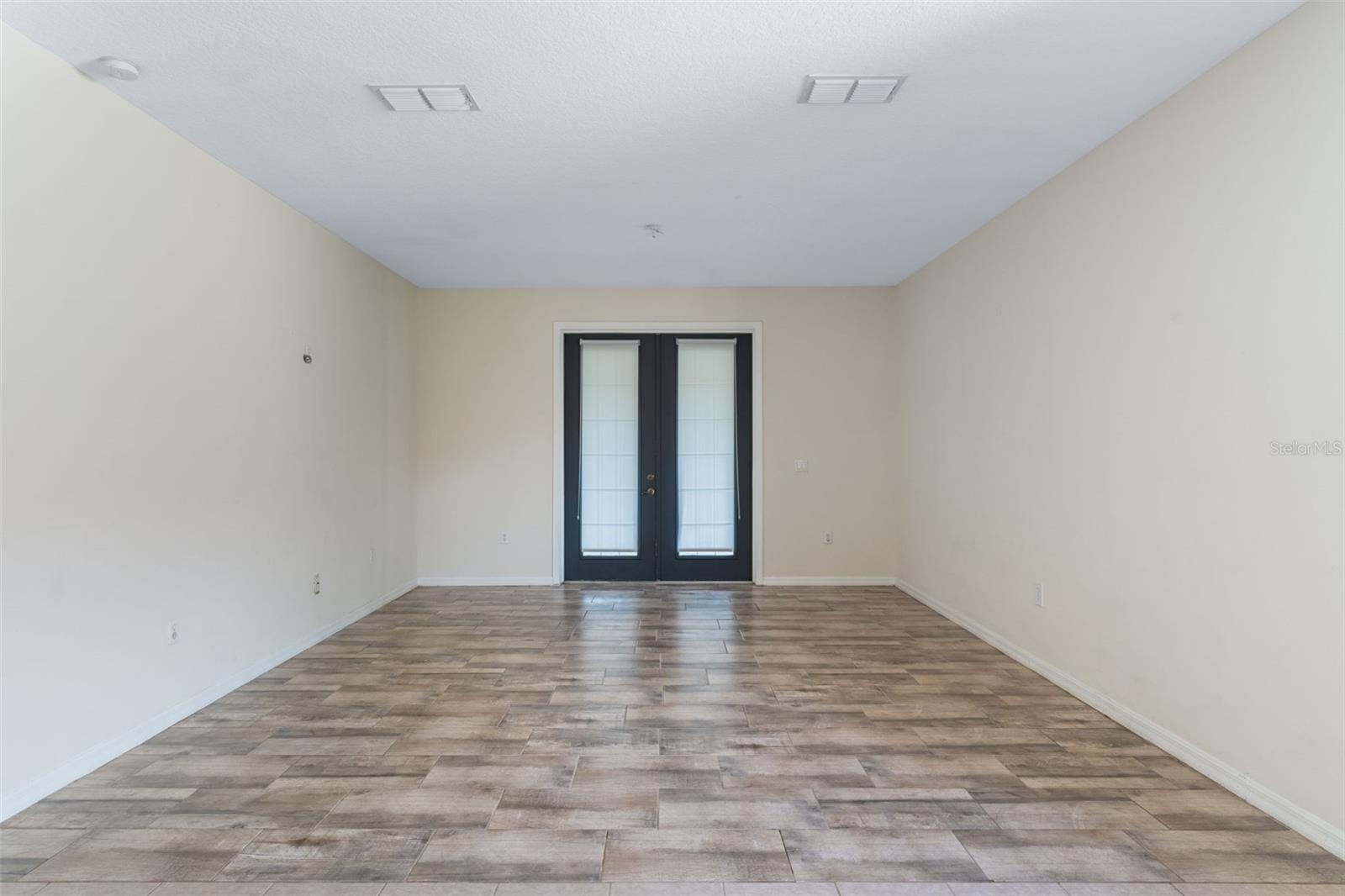 Image 13 of 42 For 611 Fiorella Court