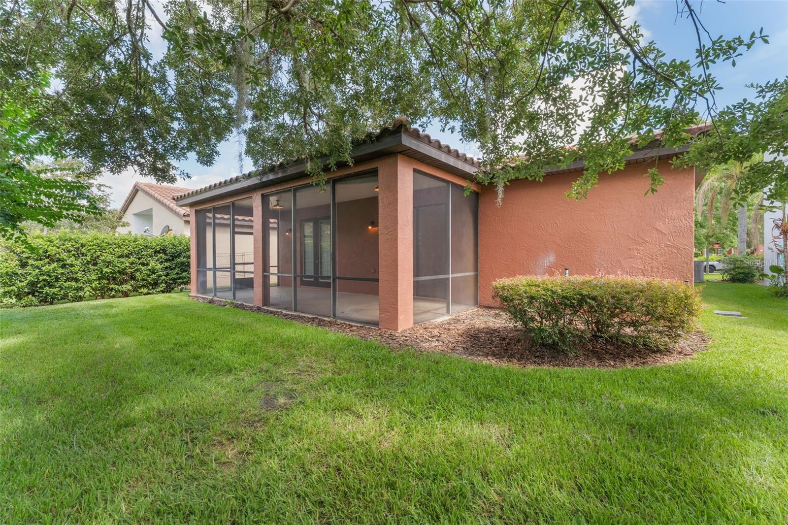 Image 24 of 42 For 611 Fiorella Court