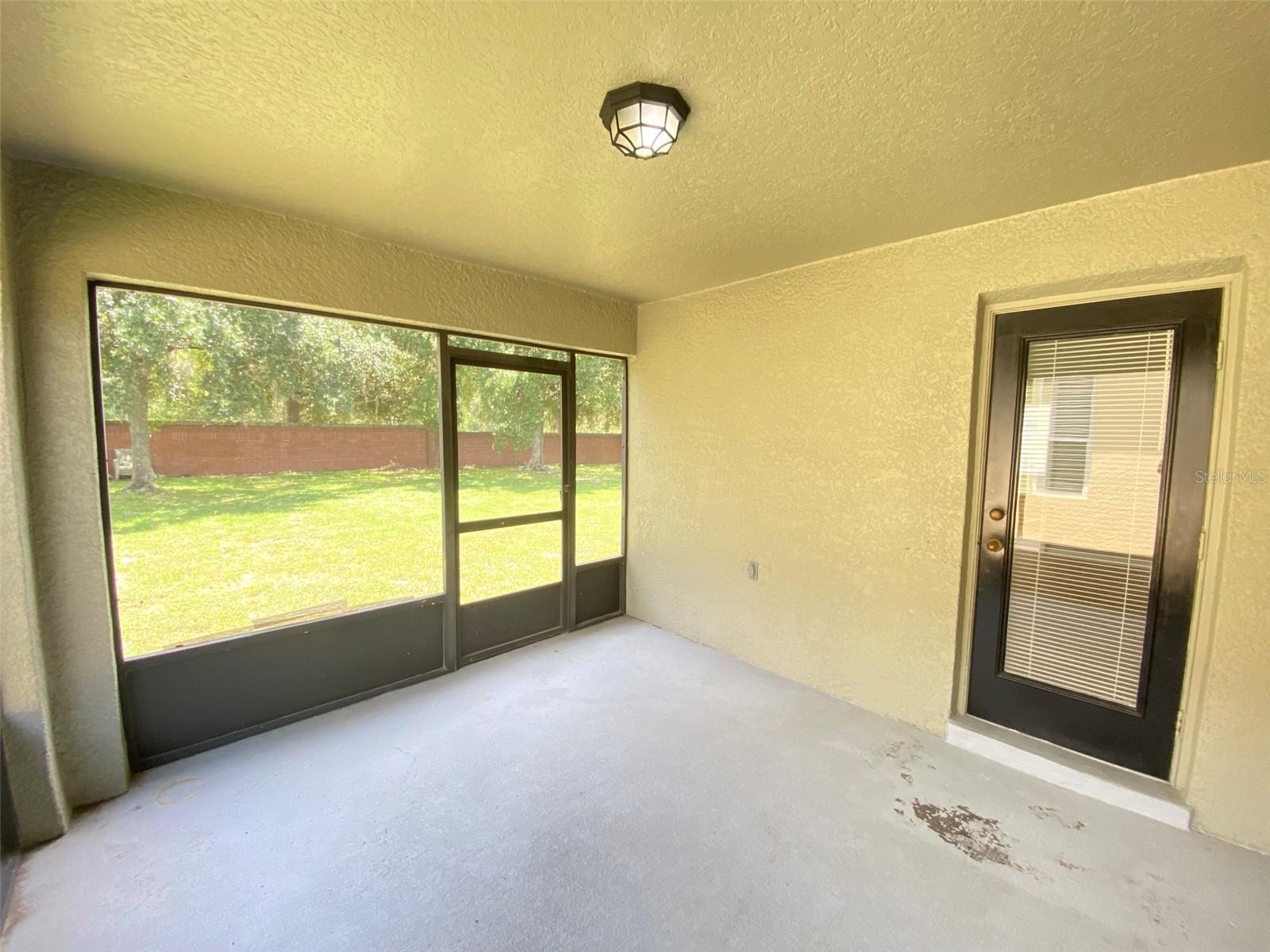 Image 32 of 35 For 9729 Pecky Cypress Way