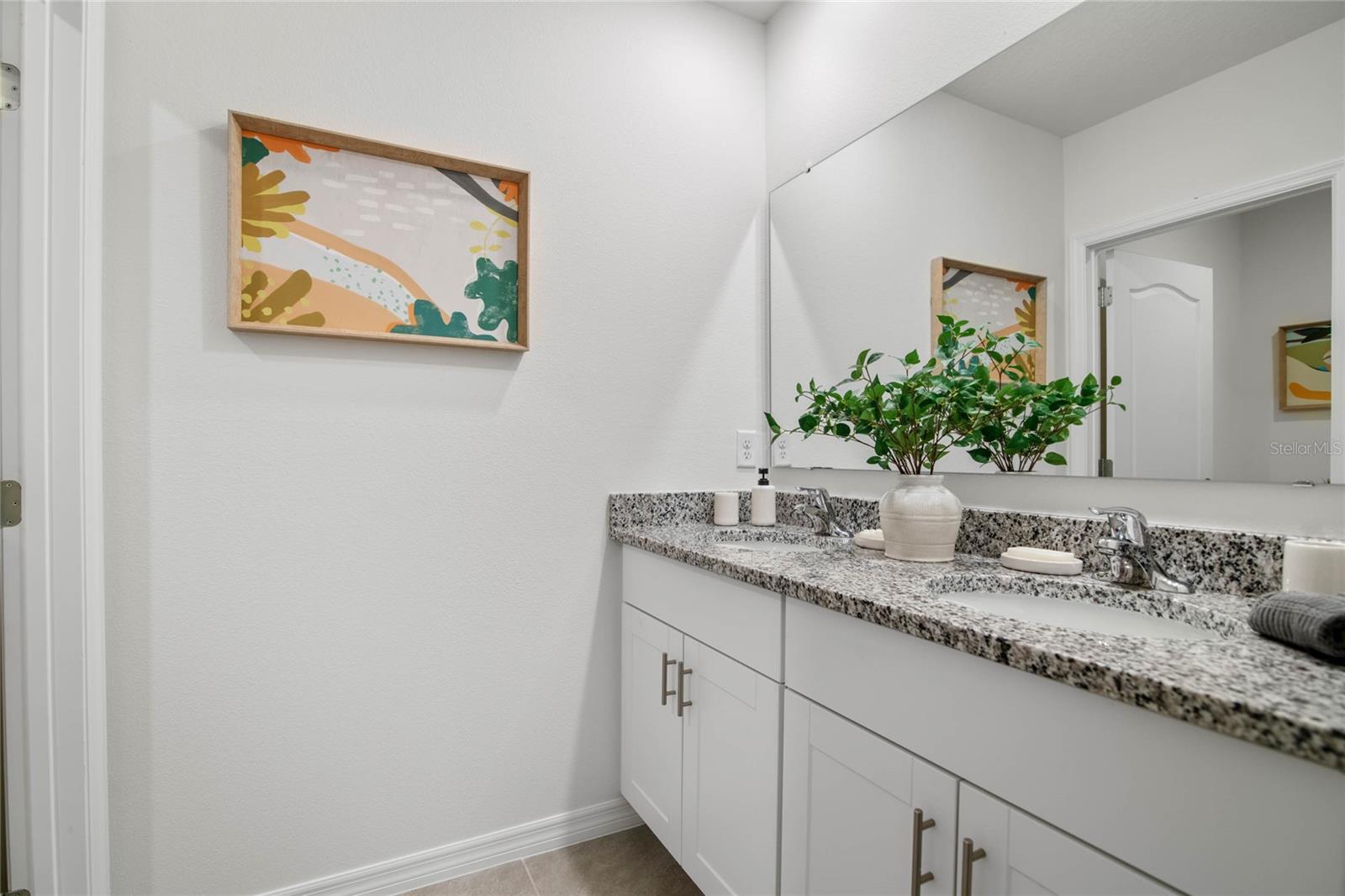 Image 32 of 42 For 3854 Royal Azalea Way