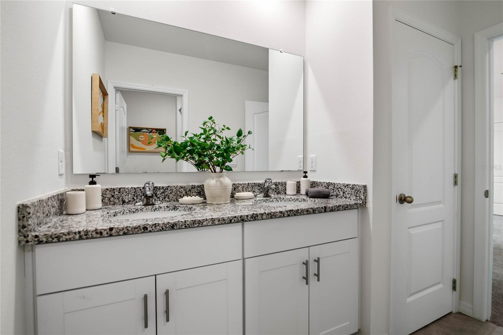 Image 33 of 42 For 3854 Royal Azalea Way