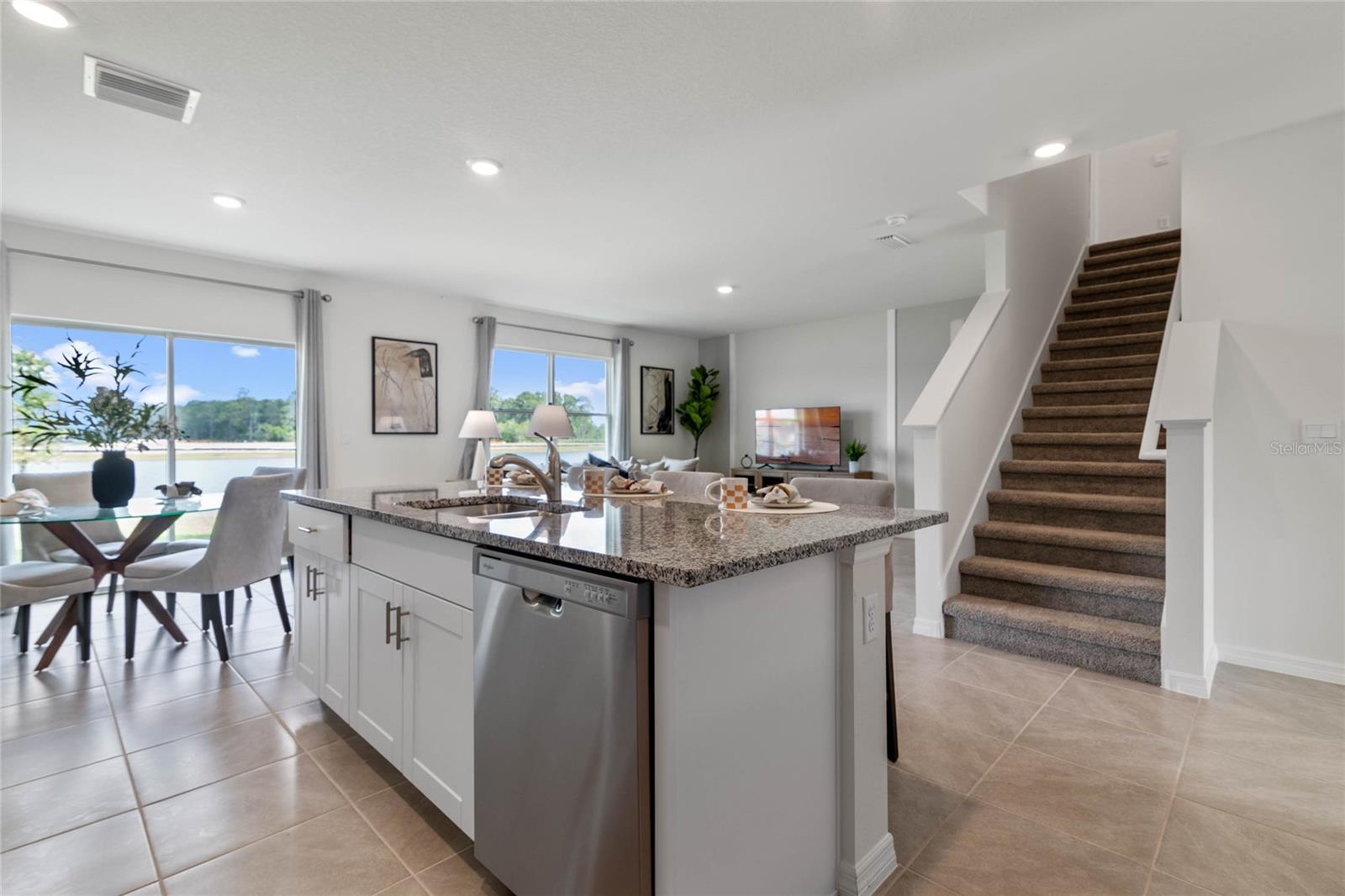 Image 8 of 42 For 3854 Royal Azalea Way