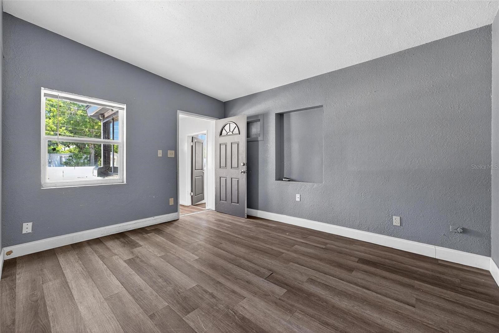 Image 4 of 35 For 1257 Pine Hills Road