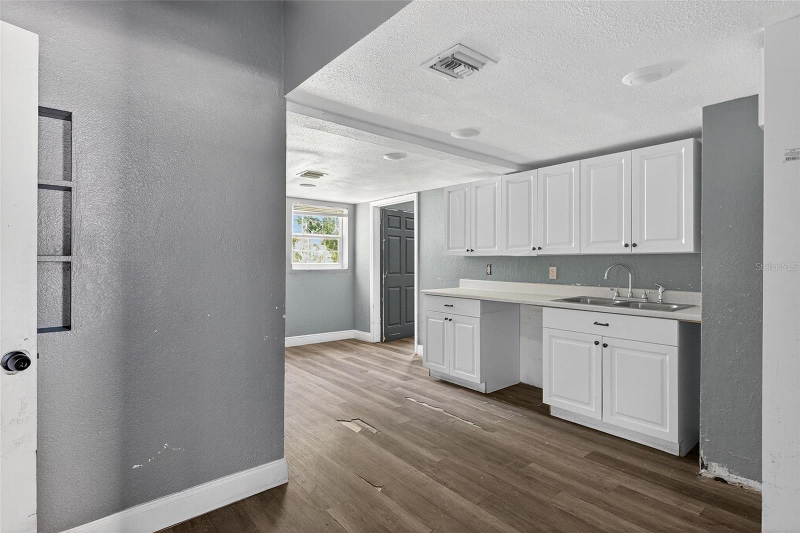 Image 5 of 35 For 1257 Pine Hills Road
