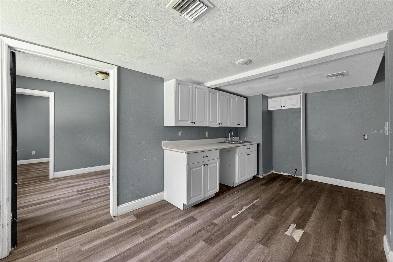 Image 7 of 35 For 1257 Pine Hills Road