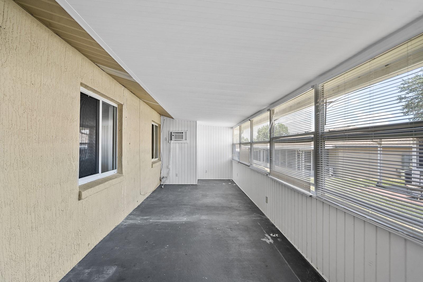 Image 14 of 18 For 523 Winter Terrace 523