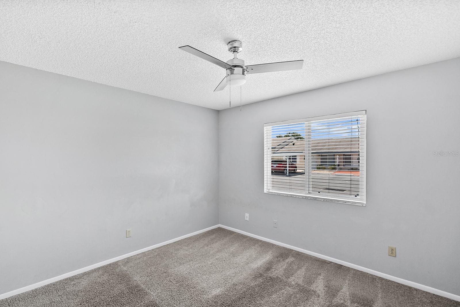 Image 7 of 18 For 523 Winter Terrace 523