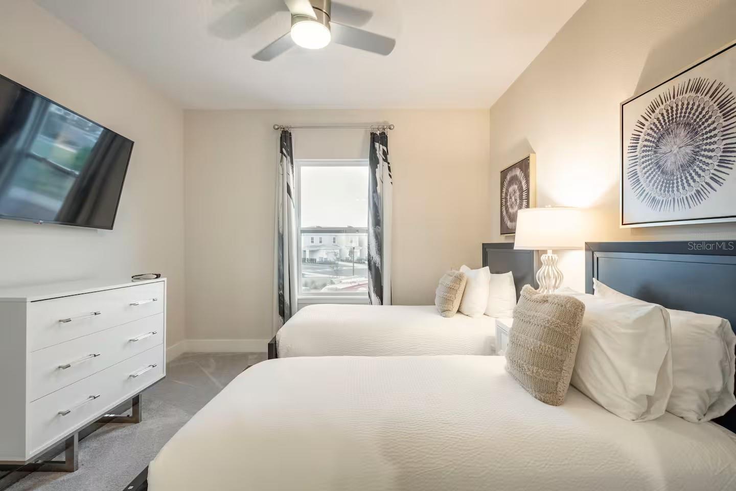 Image 17 of 31 For 856 Driving Range Court