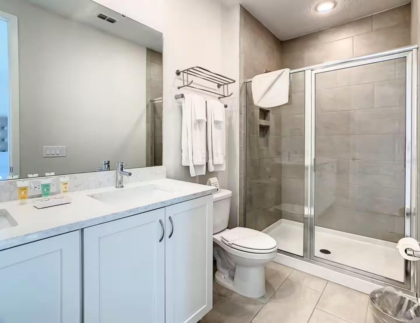 Image 18 of 31 For 856 Driving Range Court