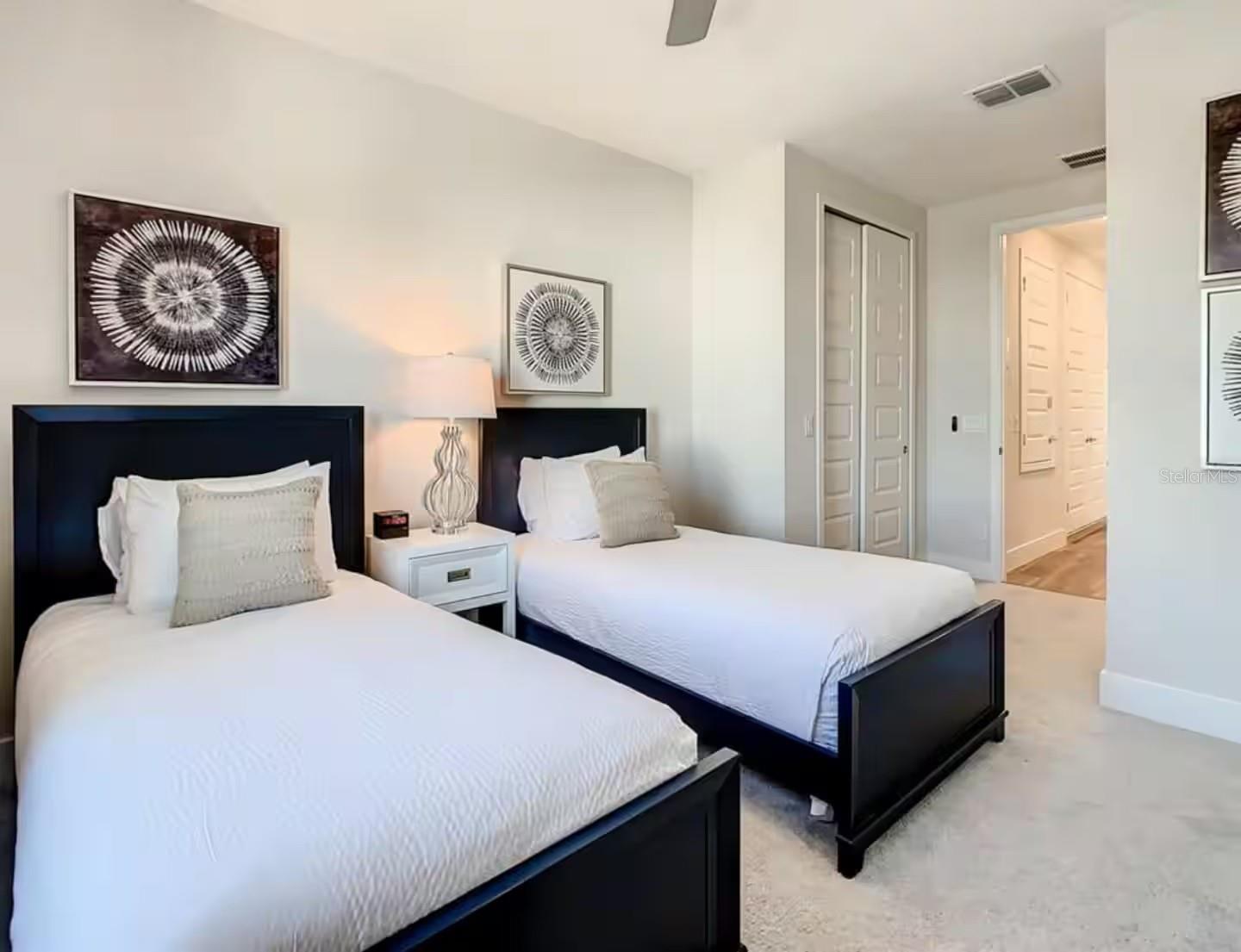 Image 20 of 31 For 856 Driving Range Court