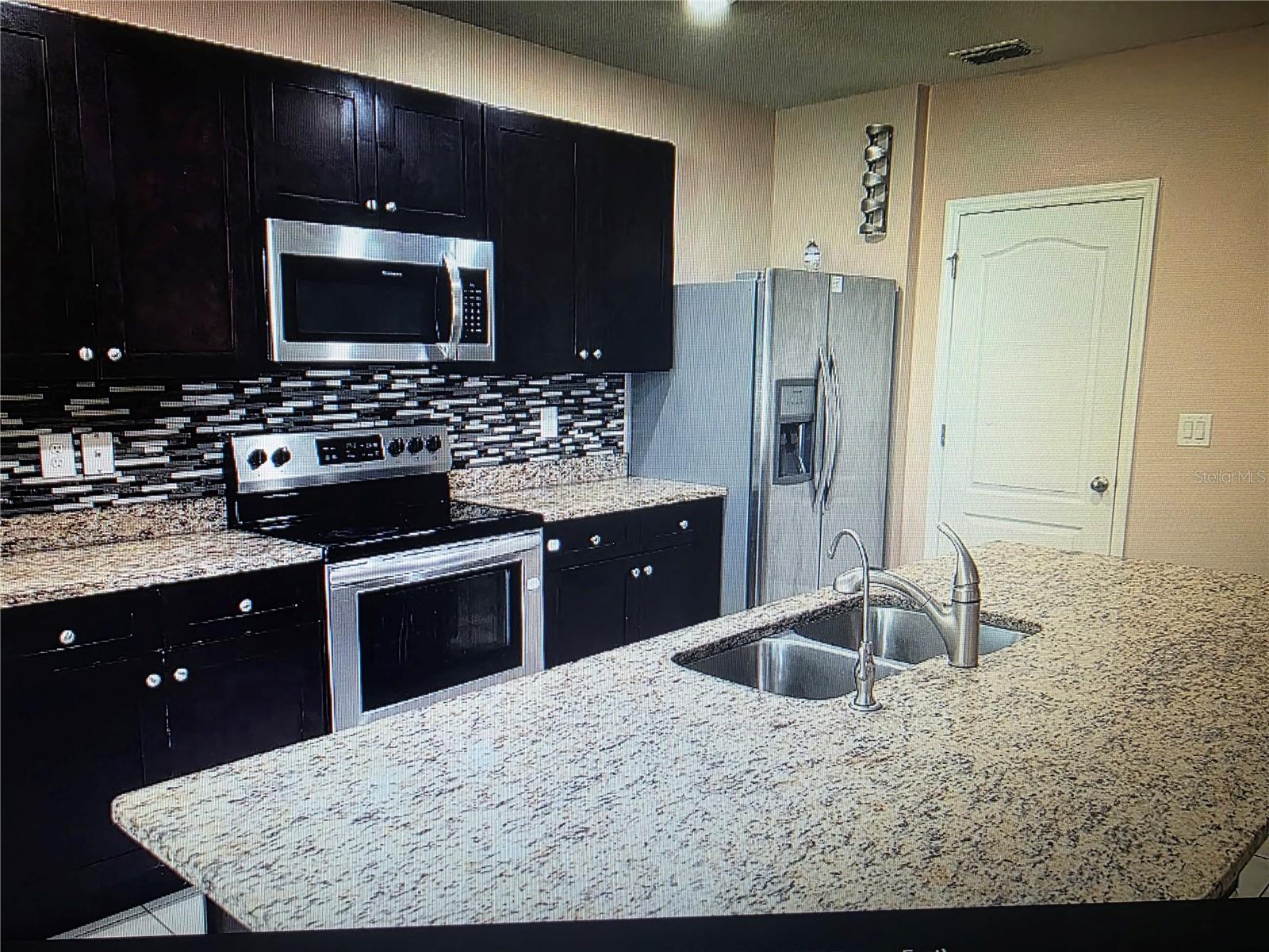 Image 5 of 23 For 4058 Silverstream Terrace