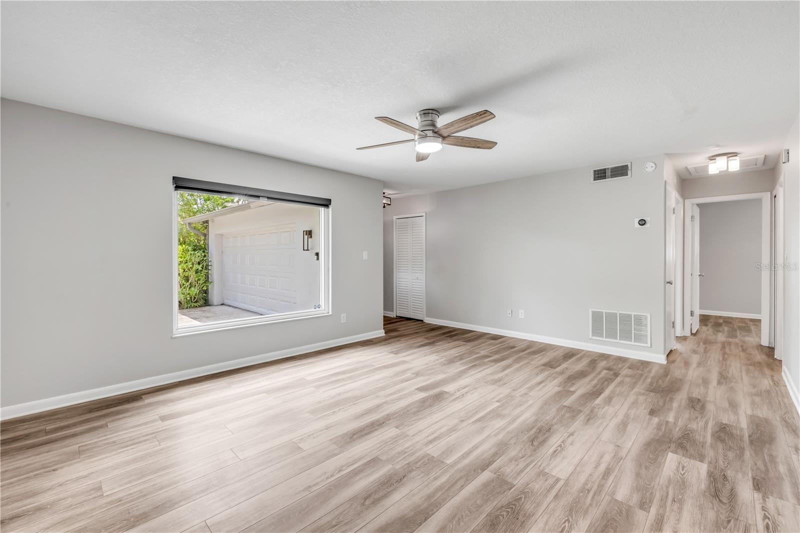 Image 4 of 40 For 111 Hamlin Court