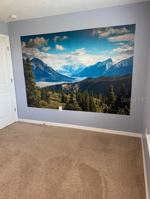 Image 21 of 28 For 610 Silverthorn Place
